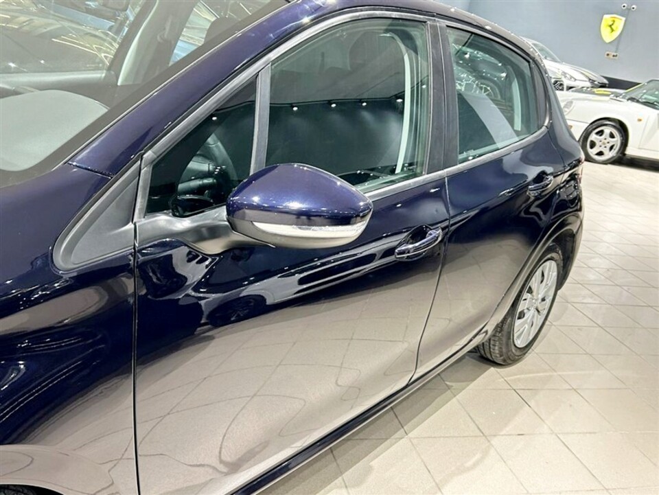 Peugeot 208 1.2 puretech Active Benzina
