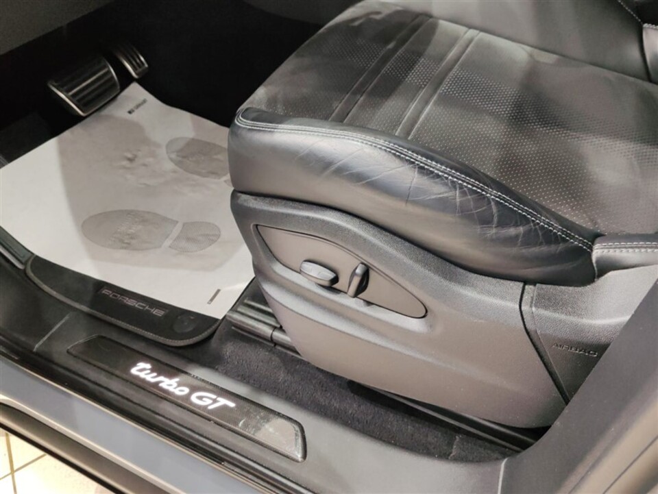 Porsche Cayenne Coupe 4.0 Turbo GT tiptronic Benzina