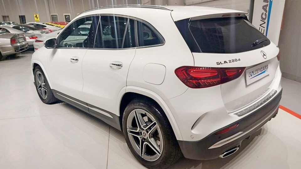 Mercedes-Benz GLA 220 D Automatic 4matic D Premium Plus 4matic MY 2024 Diesel