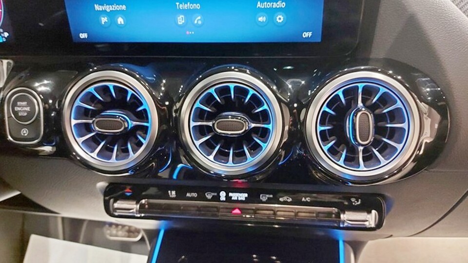 Mercedes-Benz GLA 220 D Automatic 4matic D Premium Plus 4matic MY 2024 Diesel