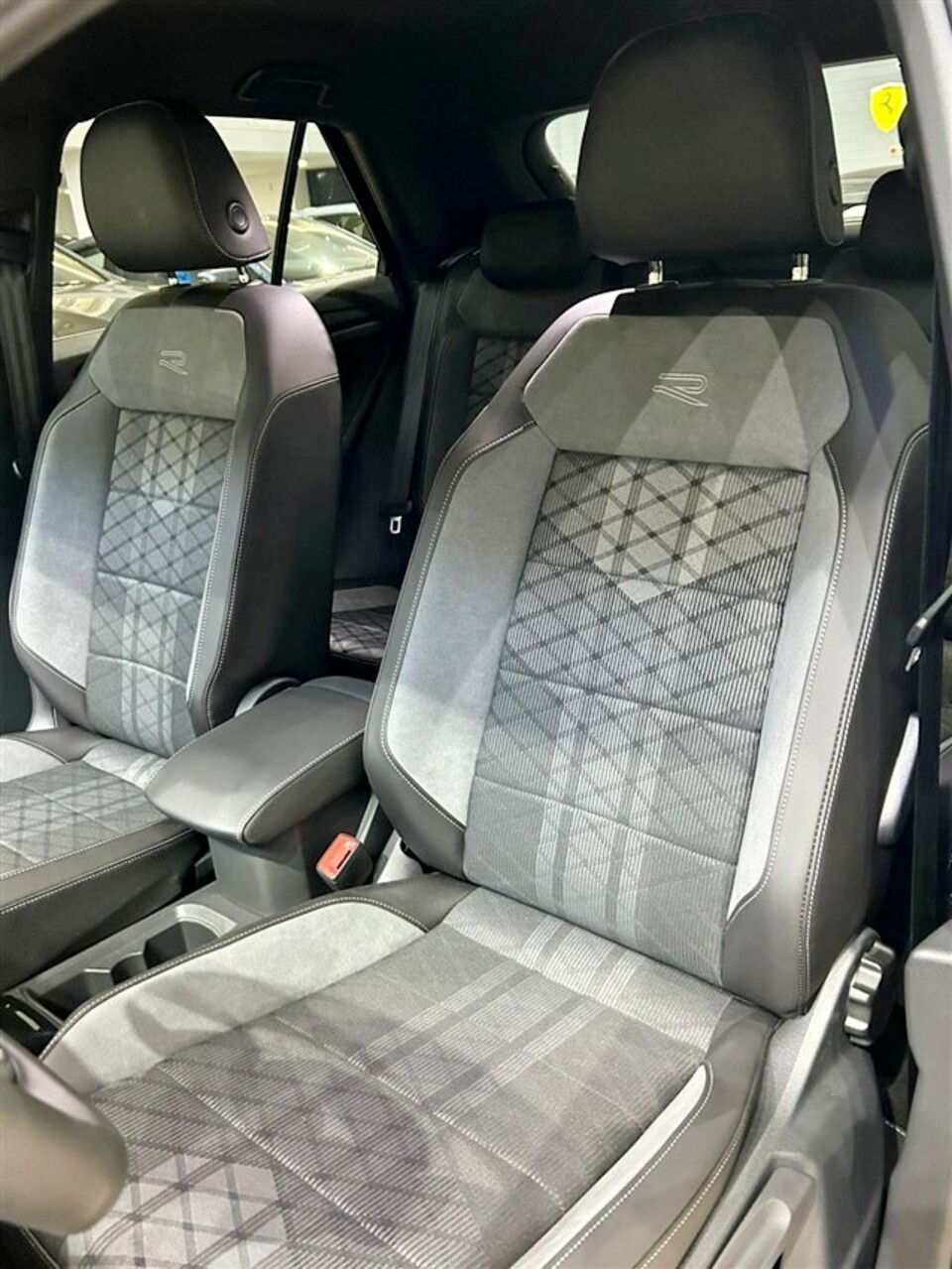 Volkswagen T-Roc 2.0 tdi R-Line 150cv dsg Diesel