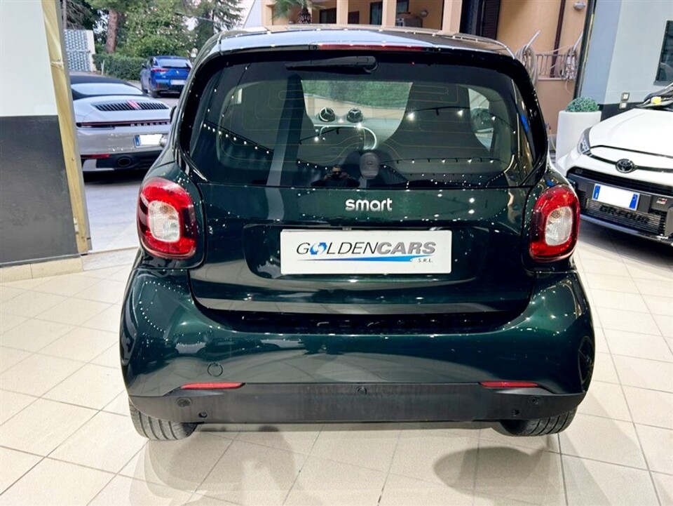 Smart Fortwo EQ pulse 22kw Elettrica