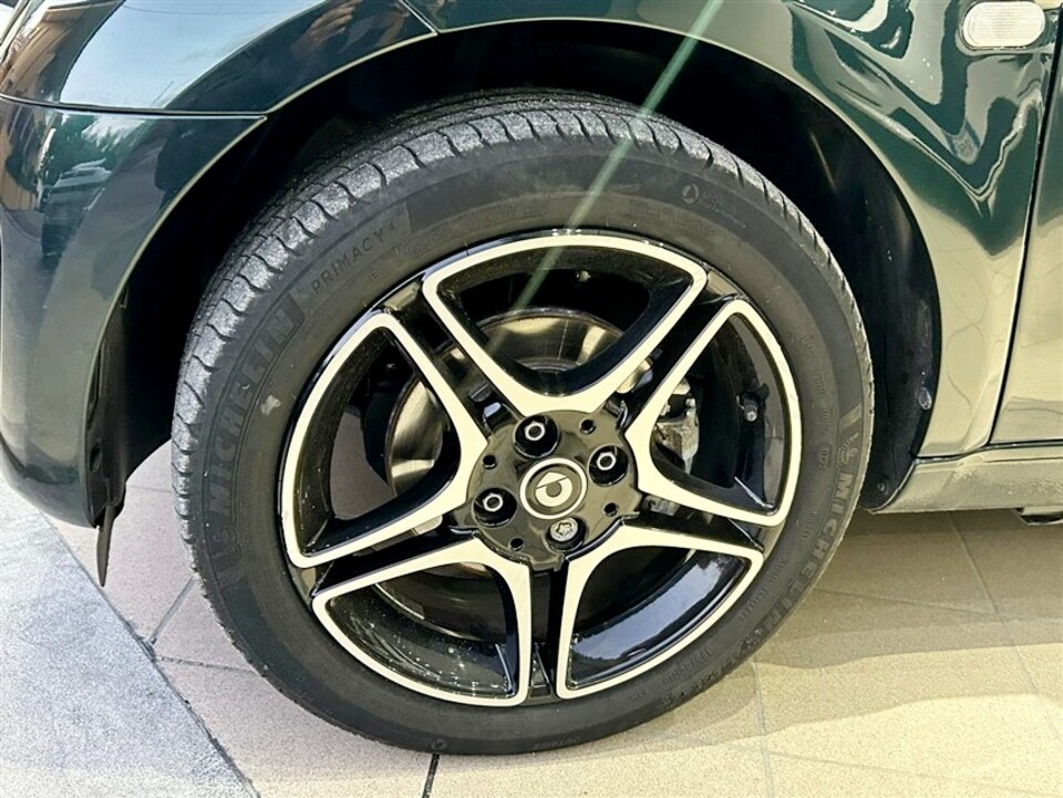 Smart Fortwo EQ pulse 22kw Elettrica