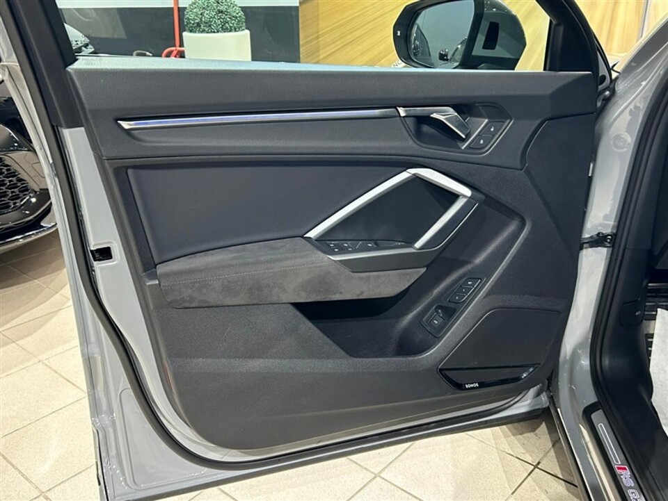 Audi RSQ3 Sportback 2.5 quattro s-tronic Benzina