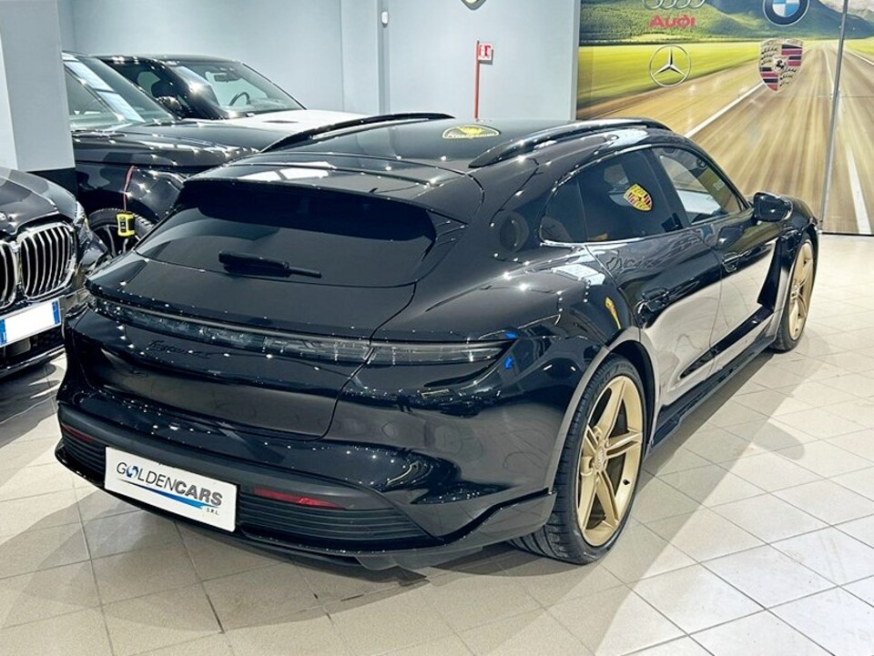 Porsche Taycan 4S Sport turismo Elettrica