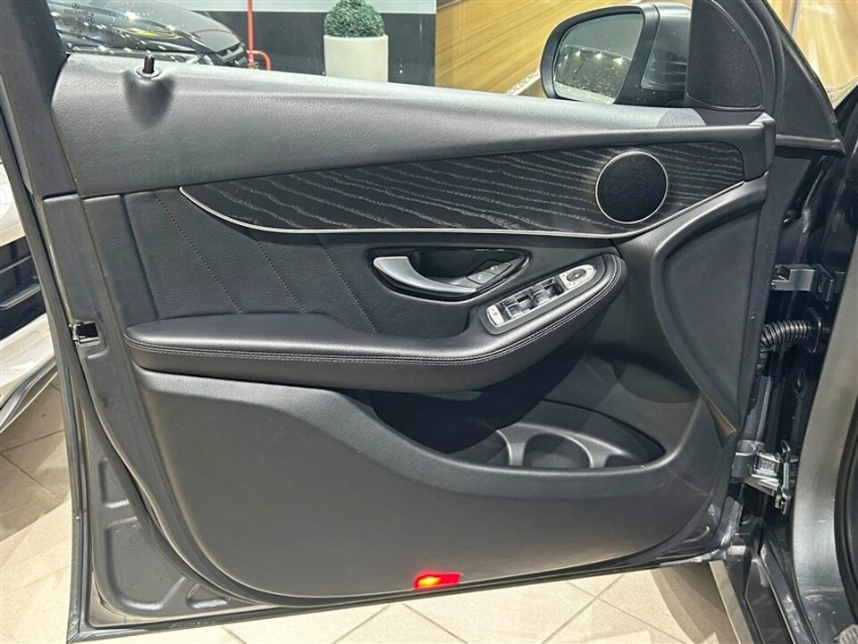 Mercedes-Benz GLC D Sport 4matic auto Diesel