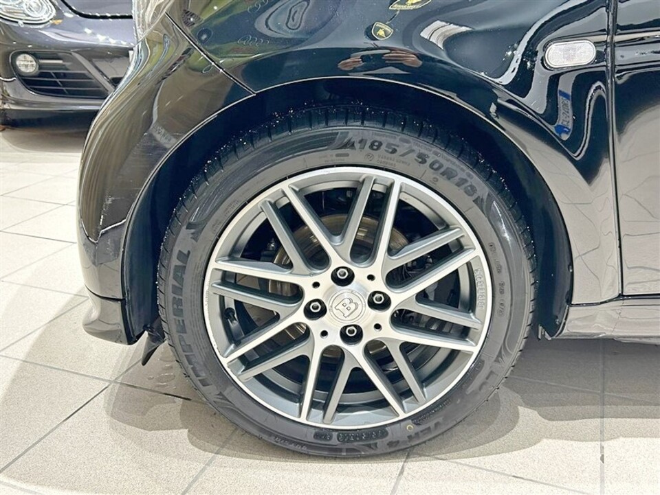 Smart Fortwo Cabrio 0.9 t Brabus 109cv twinamic Xclusive Benzina