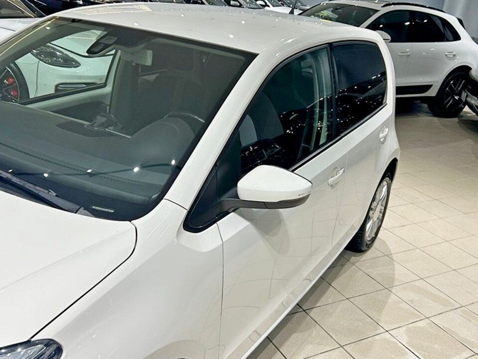 Volkswagen Up! 1.0 tsi High 90cv 5Pt Benzina