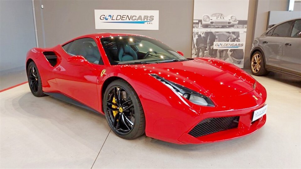 Ferrari 488 Coupe 3.9 GTB dct Benzina