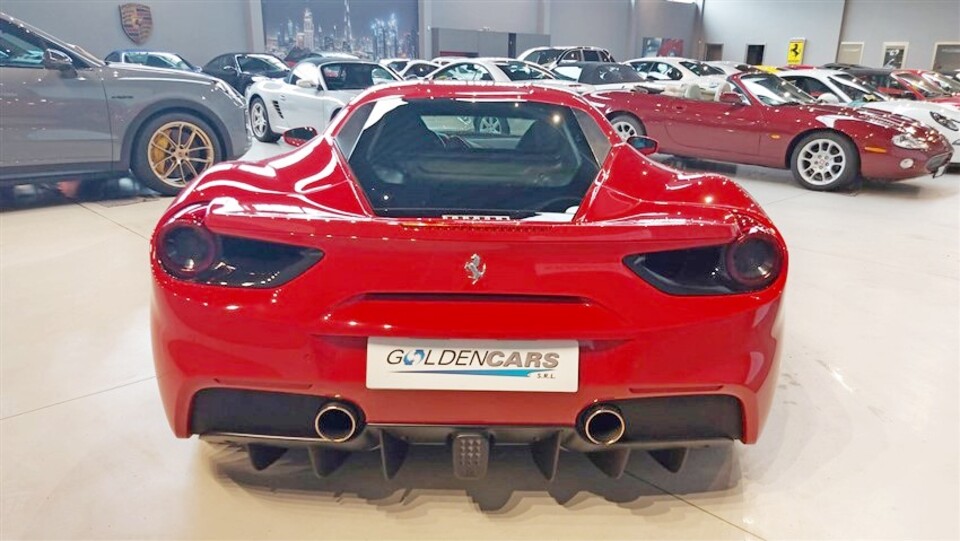 Ferrari 488 Coupe 3.9 GTB dct Benzina