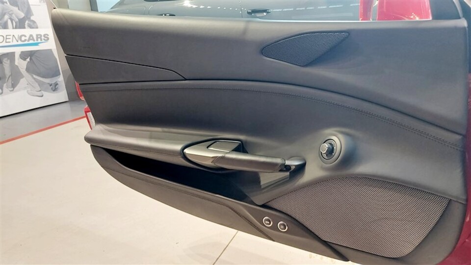 Ferrari 488 Coupe 3.9 GTB dct Benzina