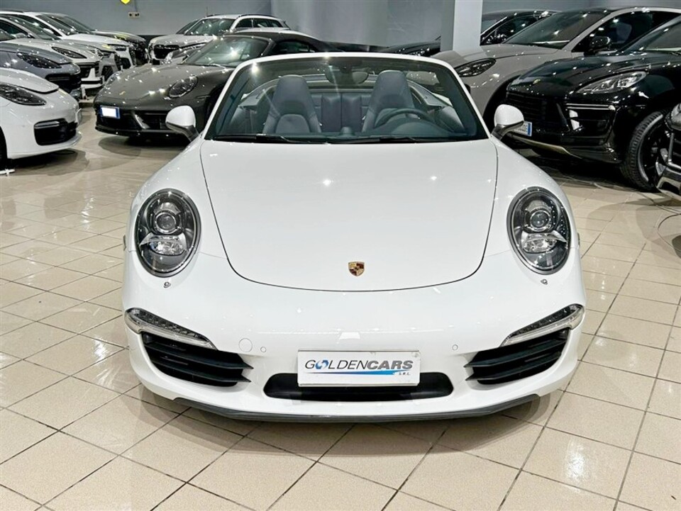 Porsche 911 3.4 cabrio da 349 Cv Benzina