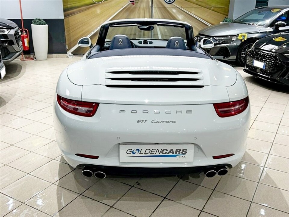 Porsche 911 3.4 cabrio da 349 Cv Benzina