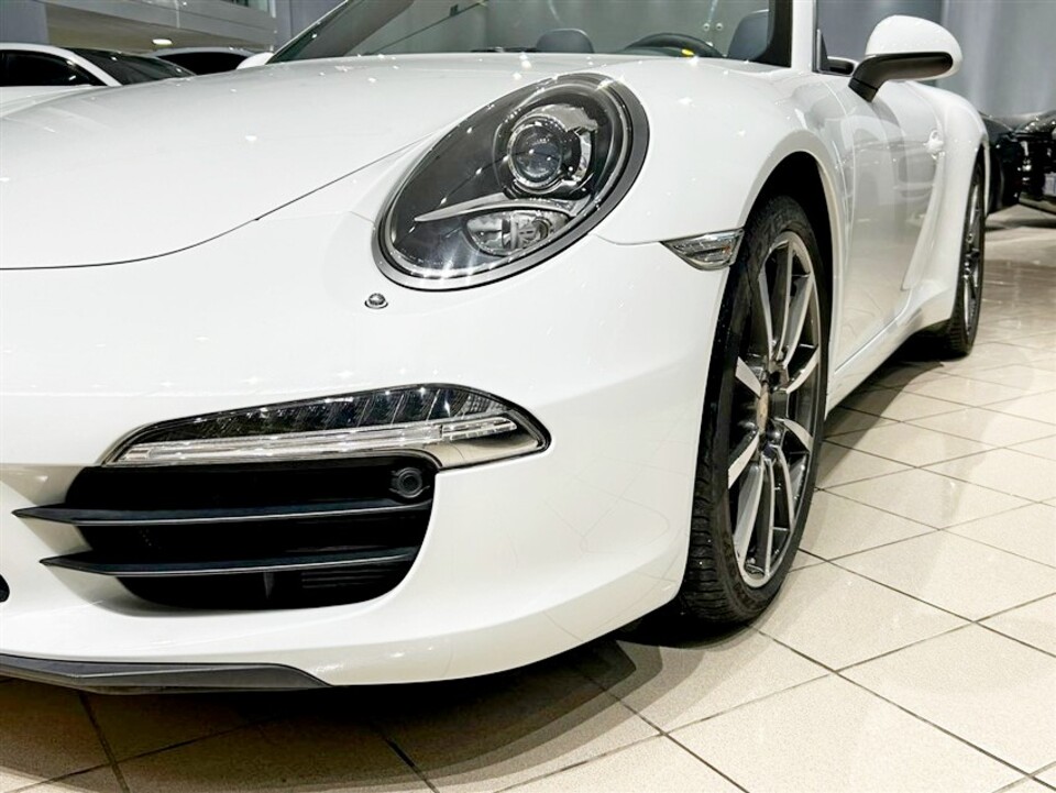 Porsche 911 3.4 cabrio da 349 Cv Benzina