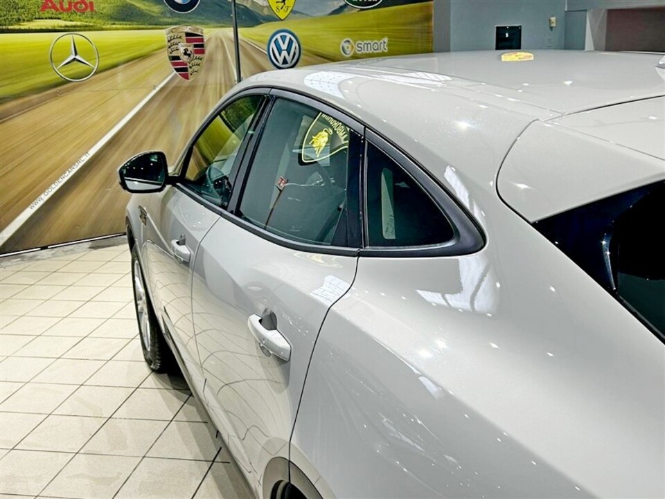 Jaguar E-Pace 2.0d i4 awd 180cv auto my19 Diesel