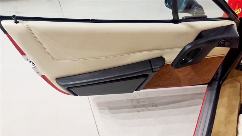 Ferrari 208 2.0 turbo GTS 254cv Benzina