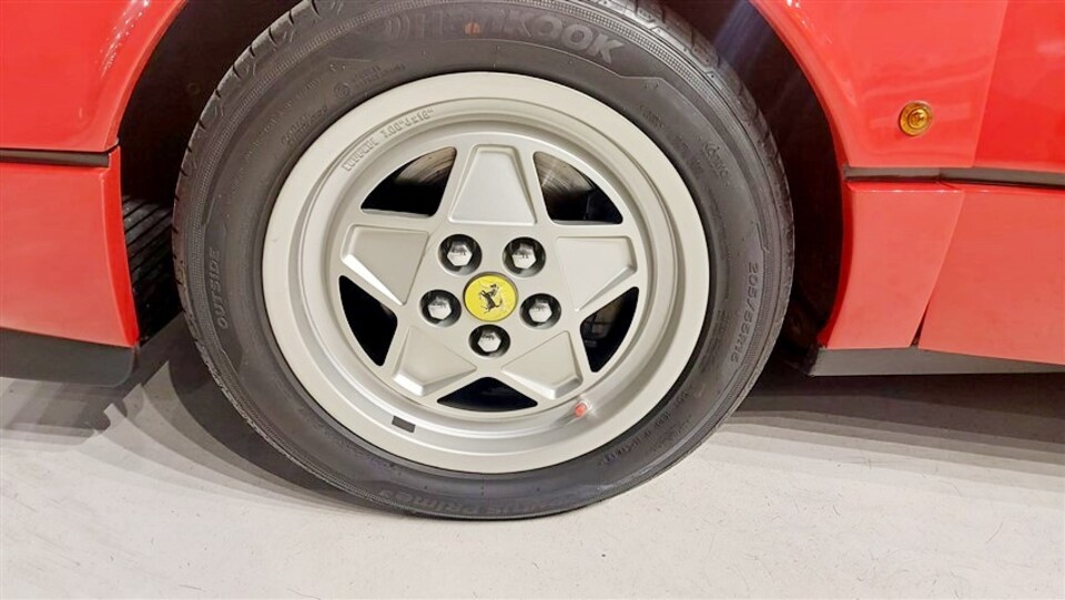 Ferrari 208 2.0 turbo GTS 254cv Benzina