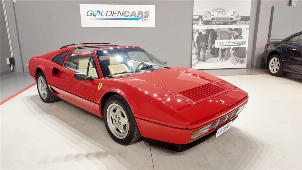 Ferrari 208 2.0 turbo GTS 254cv Benzina