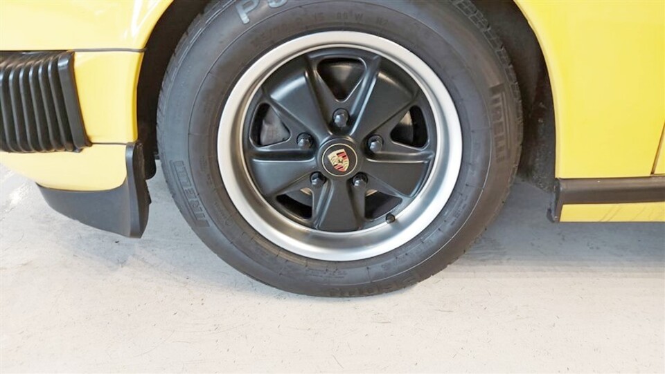 Porsche 911 Carrera 3.0 Targa Benzina