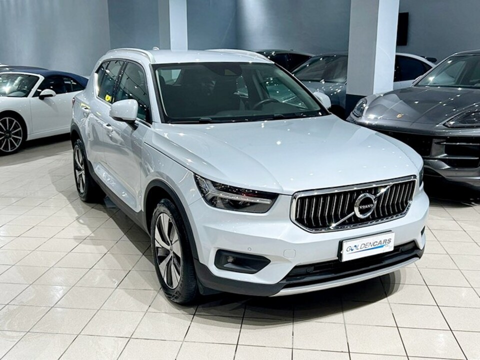 Volvo XC40 1.5 t5 phev Inscription auto my21 Elettrica / Benzina