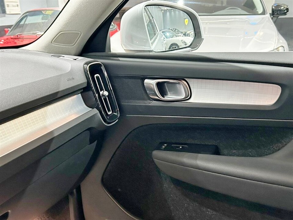 Volvo XC40 1.5 t5 phev Inscription auto my21 Elettrica / Benzina