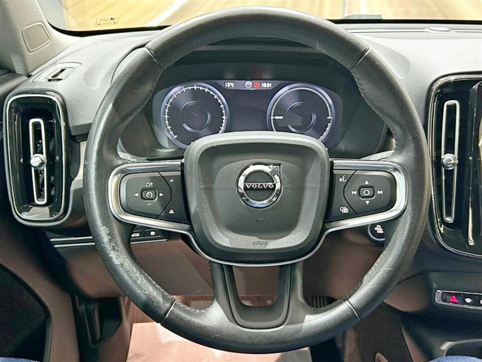 Volvo XC40 1.5 t5 phev Inscription auto my21 Elettrica / Benzina