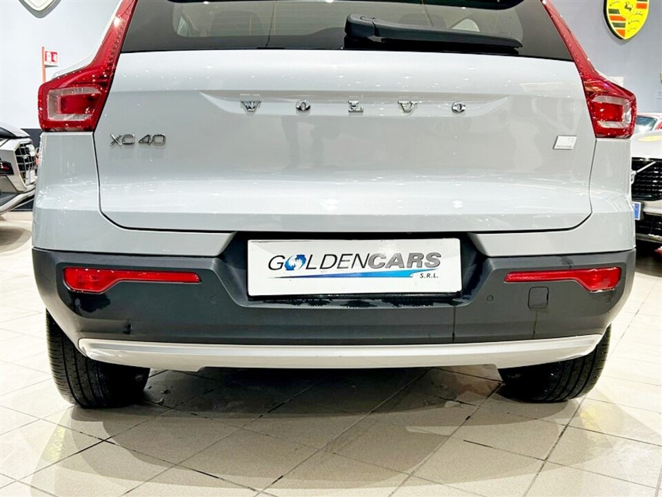 Volvo XC40 1.5 t5 phev Inscription auto my21 Elettrica / Benzina