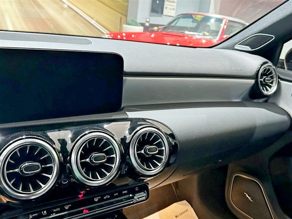 Mercedes-Benz A 45 AMG 45 + 4Matic Benzina