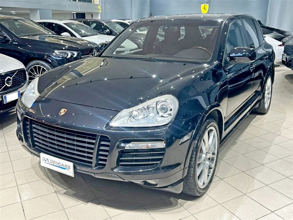 Porsche Cayenne 4.8 GTS da 405 Cv Benzina
