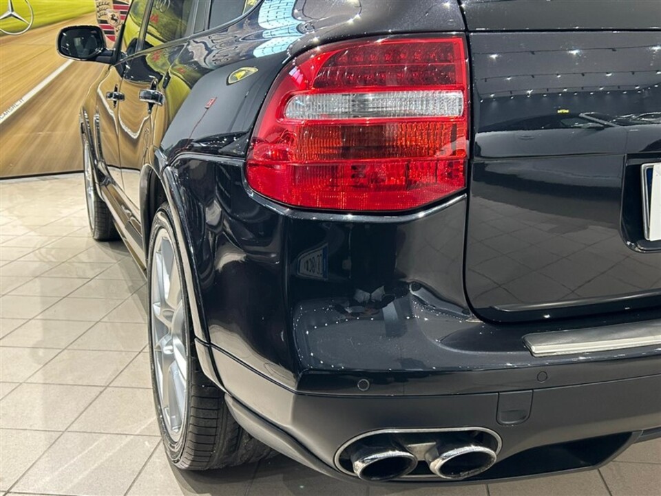 Porsche Cayenne 4.8 GTS da 405 Cv Benzina
