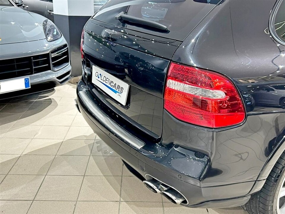 Porsche Cayenne 4.8 GTS da 405 Cv Benzina