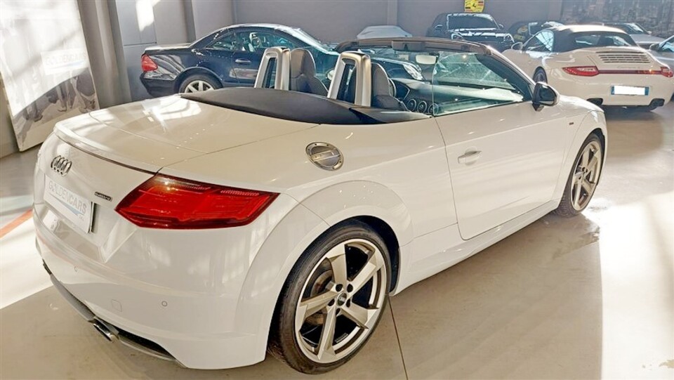 Audi TT Roadster 2.0 tfsi quattro s-tronic Benzina