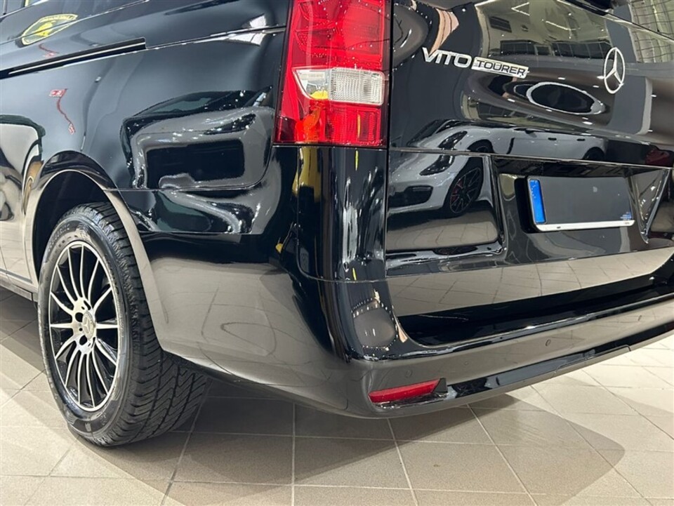 Mercedes-Benz Vito Vito Tourer Pro XL doppie porte Solo 16000 km Diesel