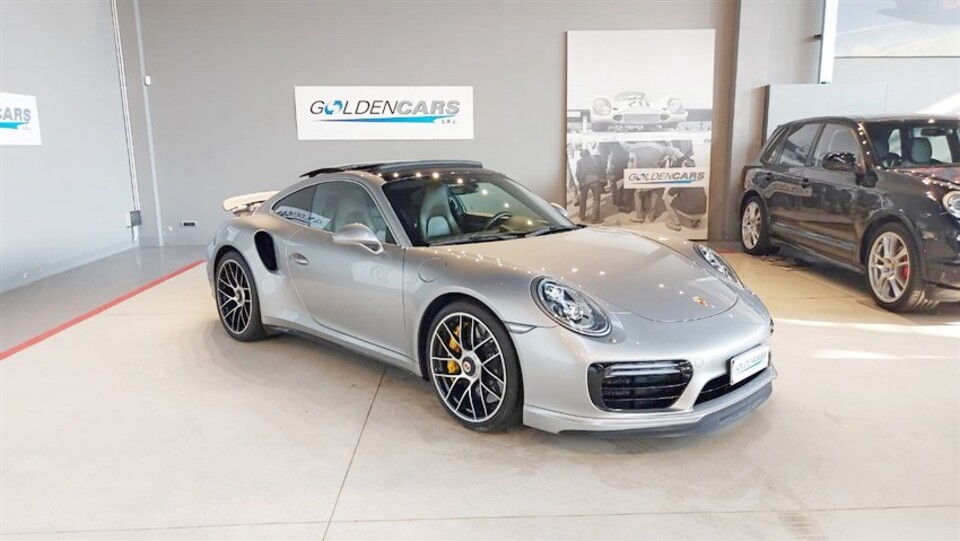 Porsche 911 Coupe 3.8 Turbo S 580cv auto Benzina