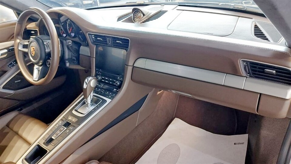 Porsche 911 Coupe 3.8 Turbo S 580cv auto Benzina