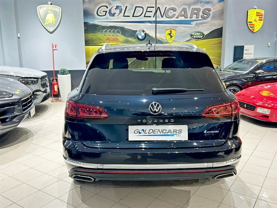 Volkswagen Touareg 3.0 V6 tsi eh Elegance tiptronic Elettrica / Benzina