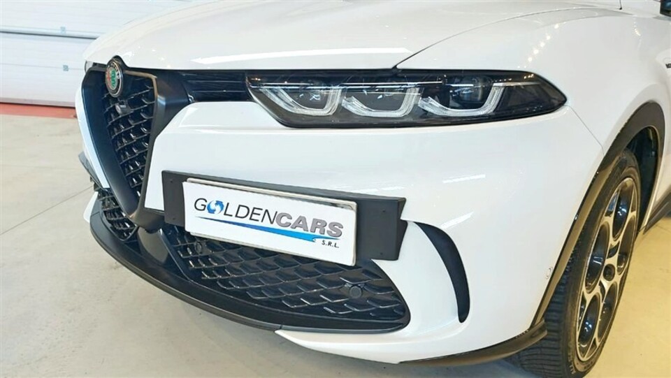 Alfa Romeo Tonale 1.5 hybrid Veloce 160cv tct7 Elettrica / Benzina