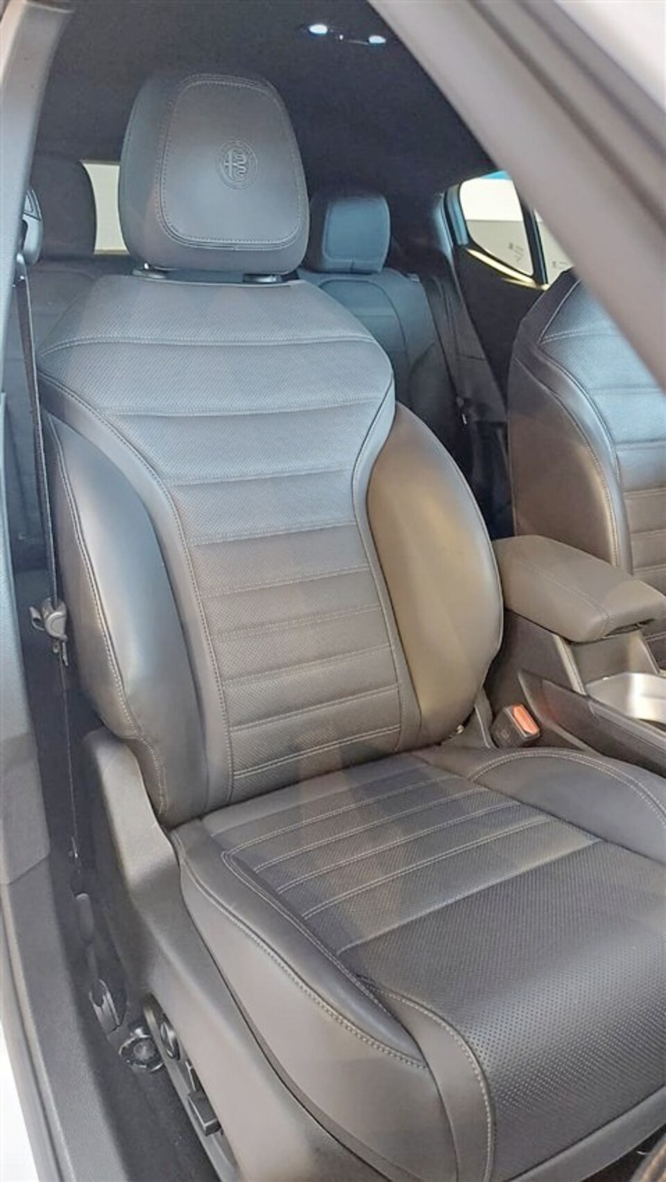 Alfa Romeo Tonale 1.5 hybrid Veloce 160cv tct7 Elettrica / Benzina