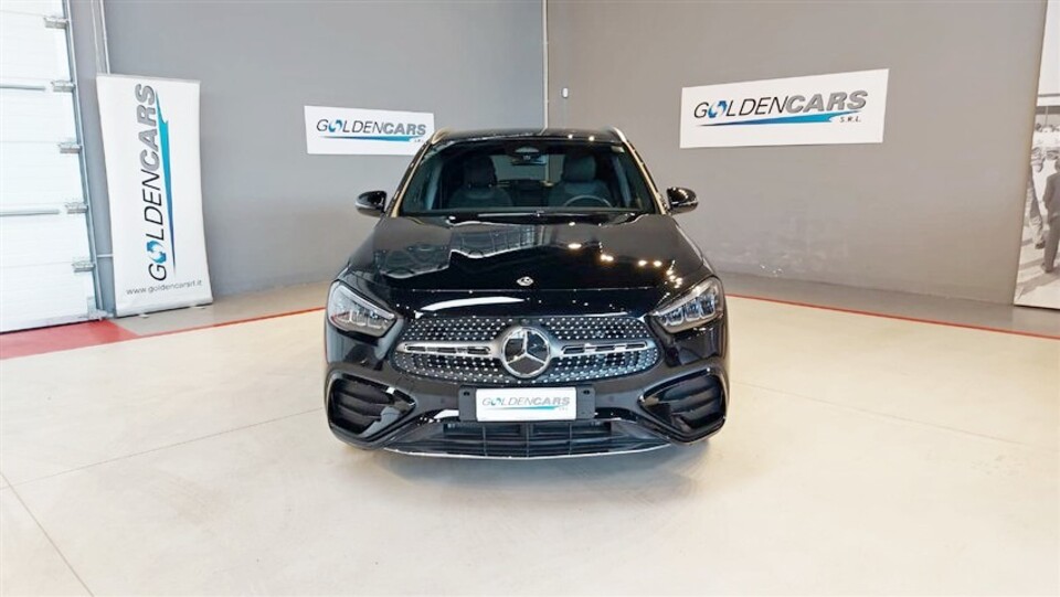 Mercedes-Benz GLA 200 D Automatic GLA 200 d Premium AMG Line Diesel