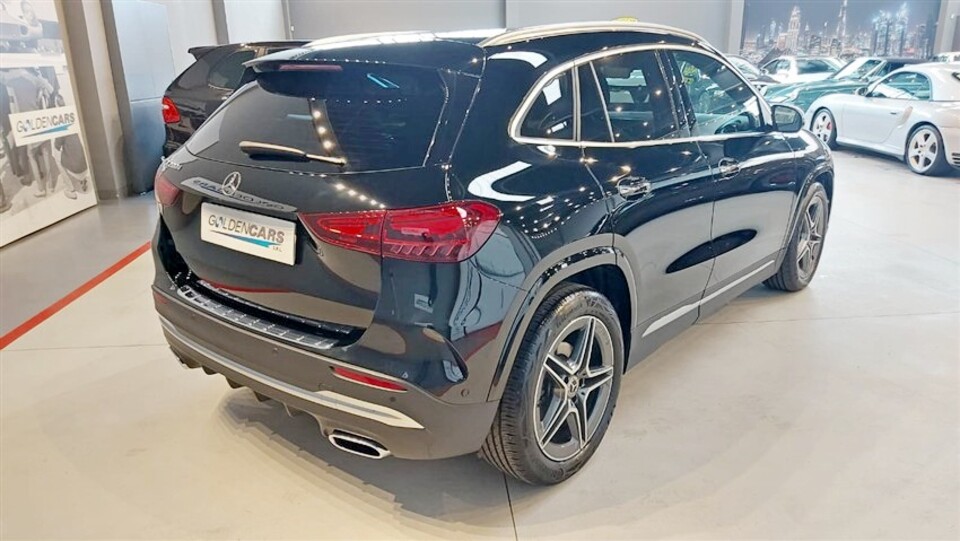 Mercedes-Benz GLA 200 D Automatic GLA 200 d Premium AMG Line Diesel