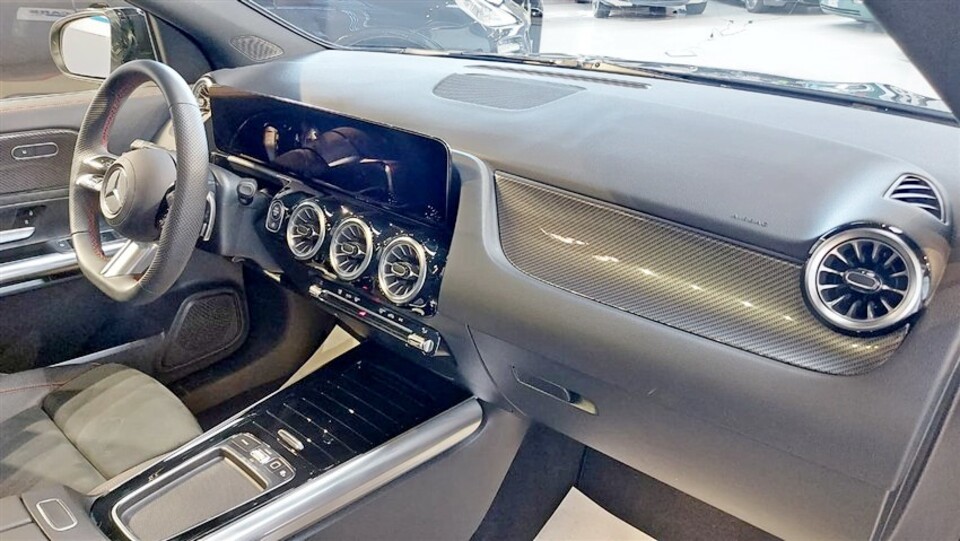 Mercedes-Benz GLA 200 D Automatic GLA 200 d Premium AMG Line Diesel