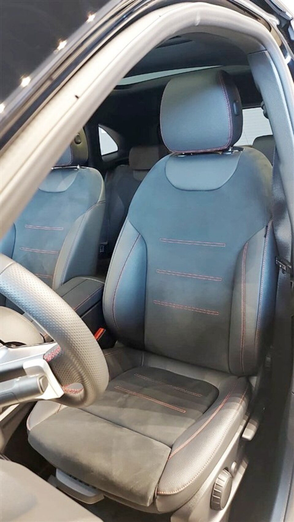 Mercedes-Benz GLA 200 D Automatic GLA 200 d Premium AMG Line Diesel