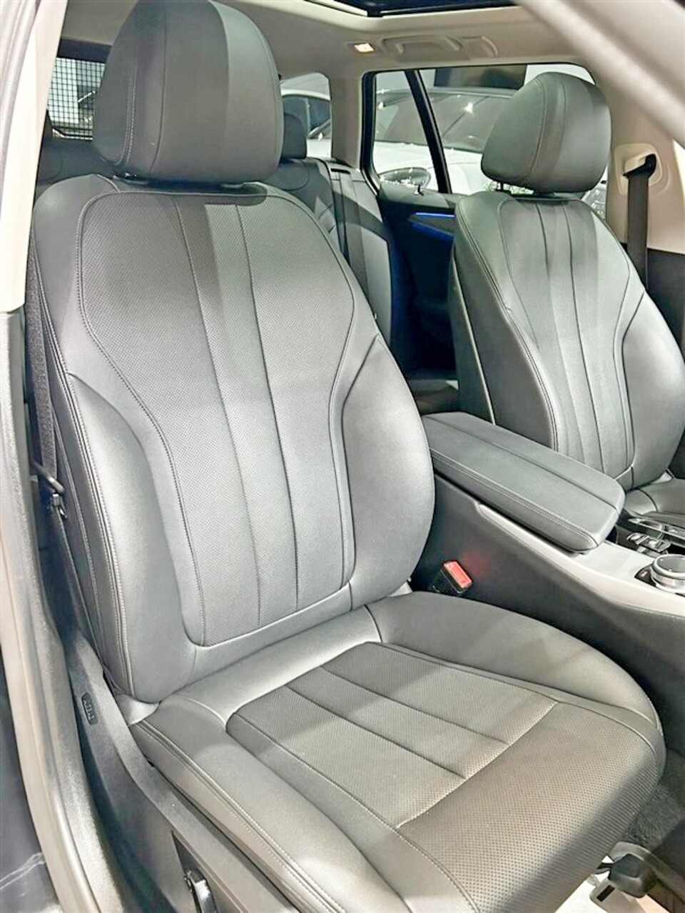 BMW 520 Mhev 48V Touring  business auto Elettrica / Diesel