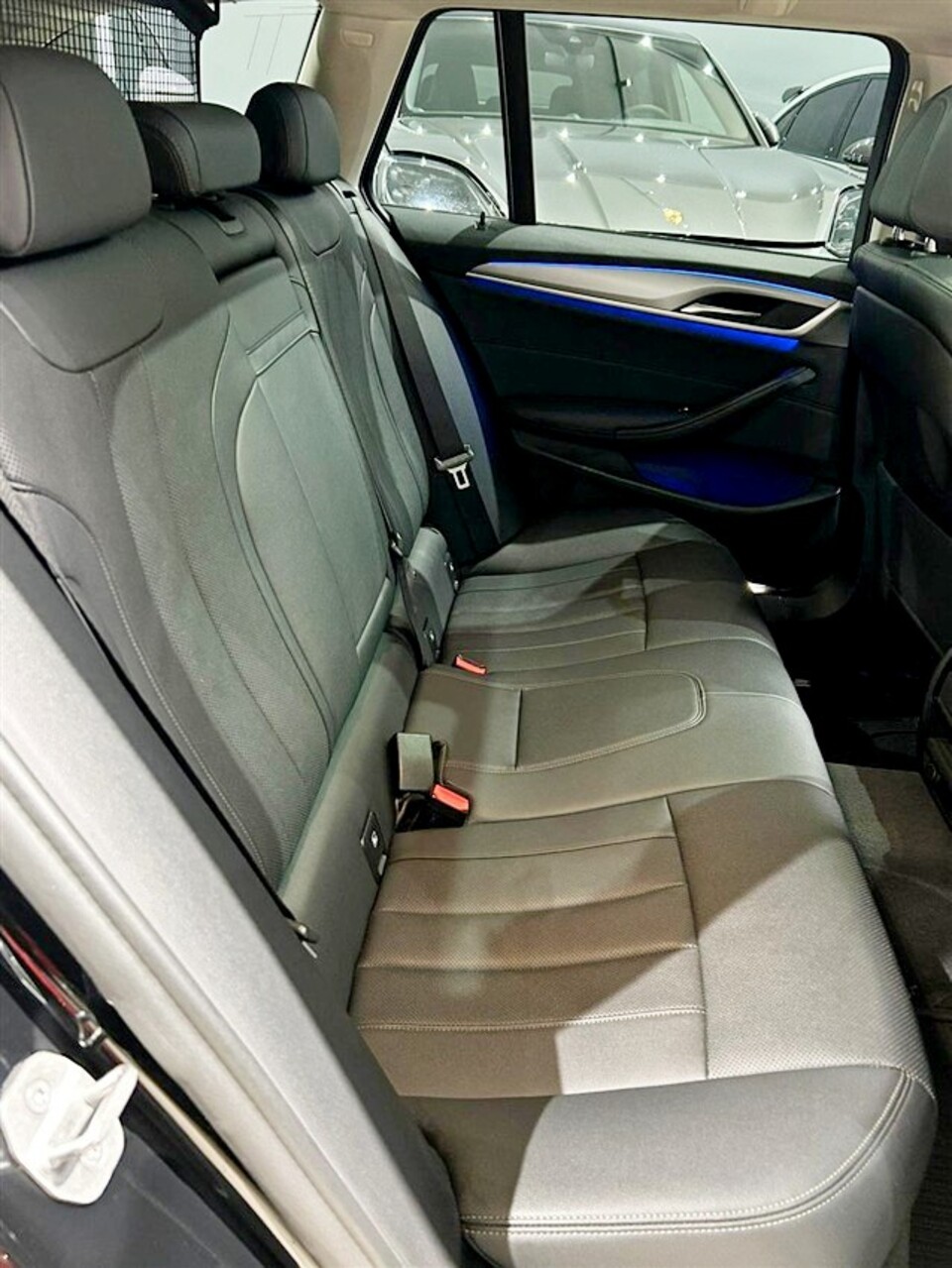 BMW 520 Mhev 48V Touring  business auto Elettrica / Diesel