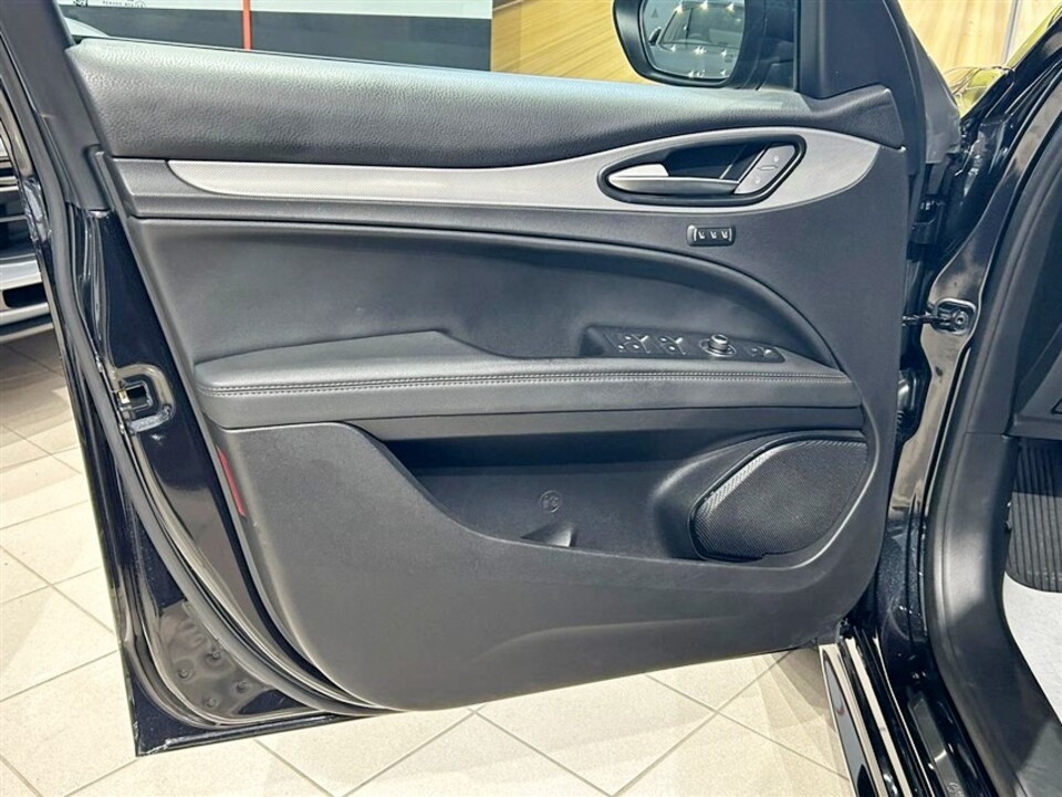 Alfa Romeo Stelvio Stelvio 2.2 Turbodiesel 210 CV AT8 Q4 Veloce Diesel