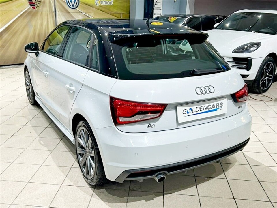 Audi A1 Sportback 1.4 tdi Attraction s-tronic Diesel