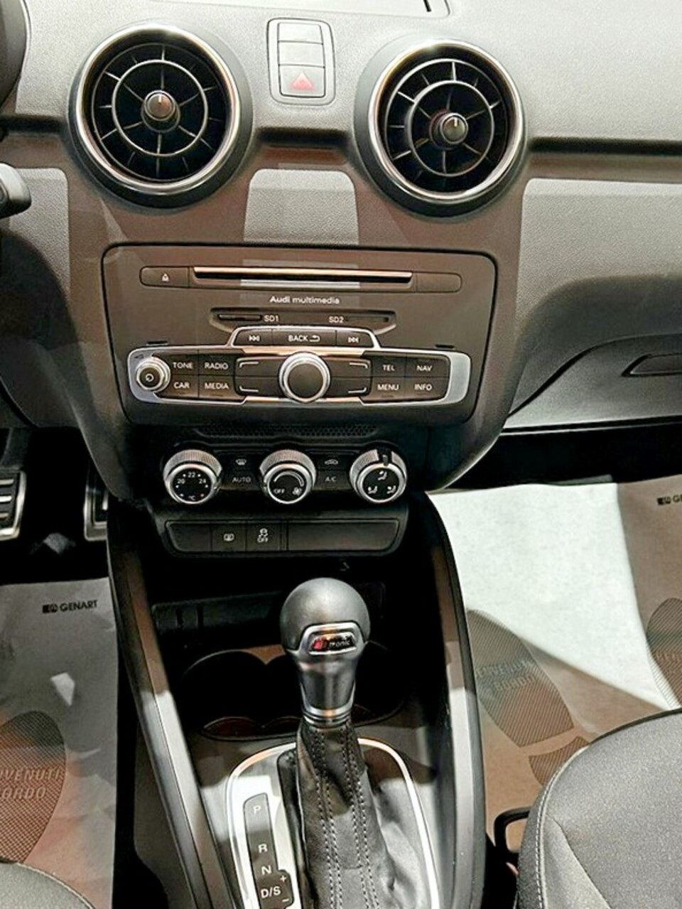 Audi A1 Sportback 1.4 tdi Attraction s-tronic Diesel