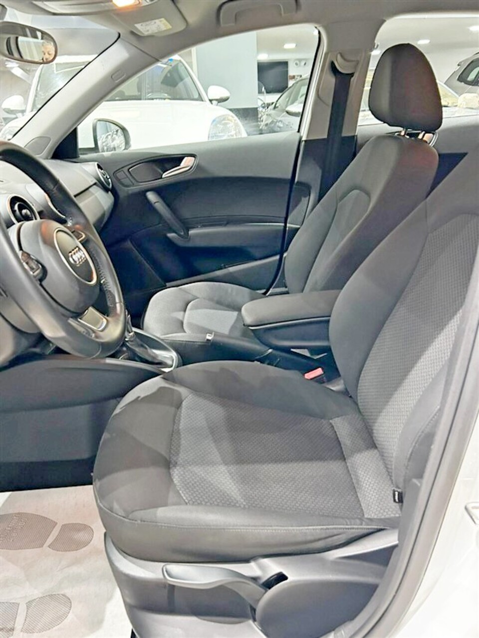 Audi A1 Sportback 1.4 tdi Attraction s-tronic Diesel