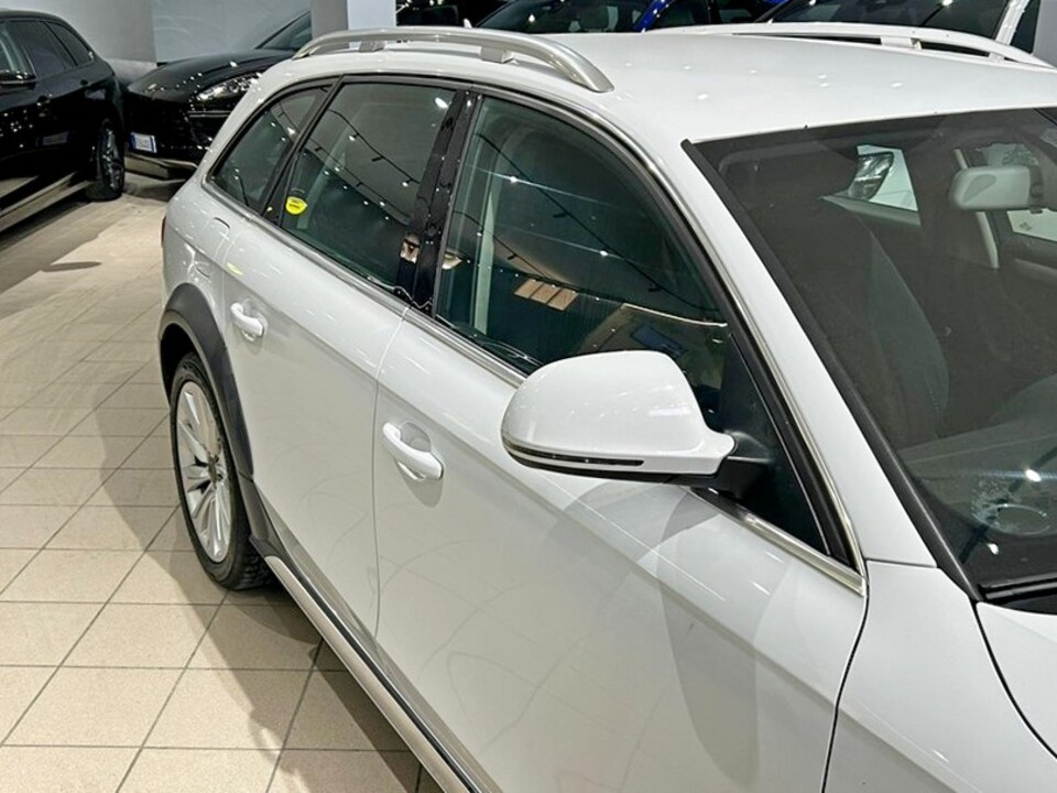 Audi A4 Allroad Quattro 2.0 tdi Advanced s-tronic Diesel