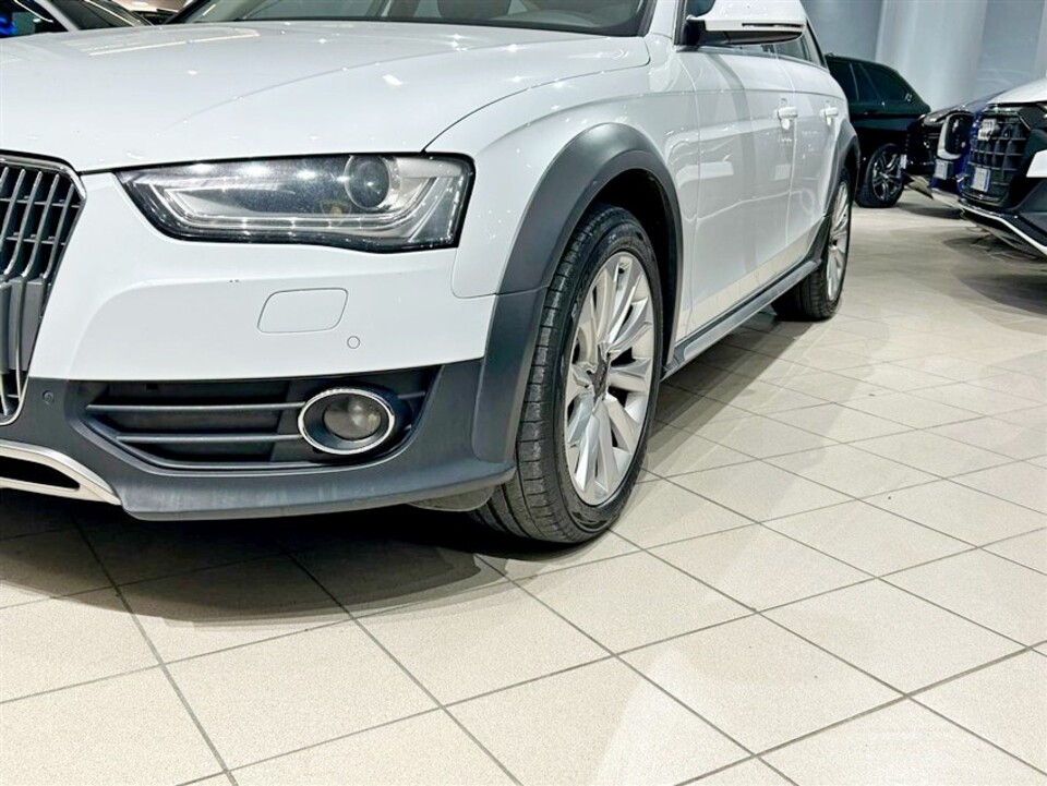 Audi A4 Allroad Quattro 2.0 tdi Advanced s-tronic Diesel